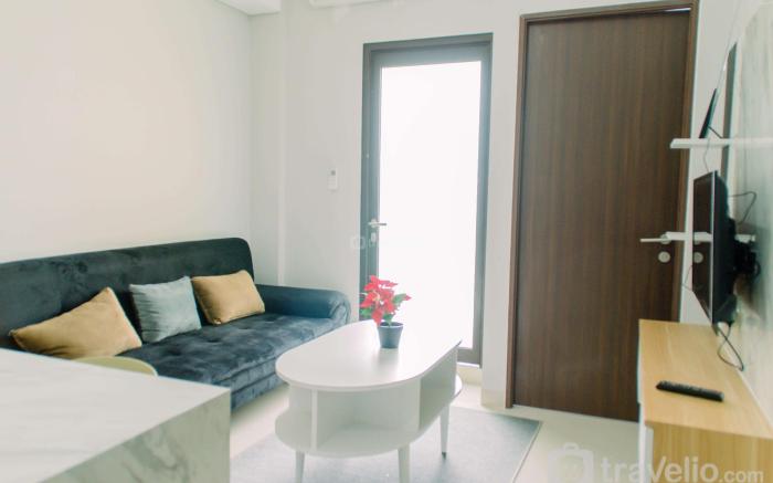 Elegant & Comfy 2BR Transpark Bintaro By Travelio