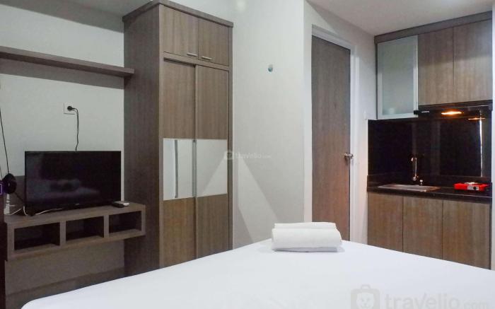 Deligtful Studio Taman Melati Surabaya By Travelio