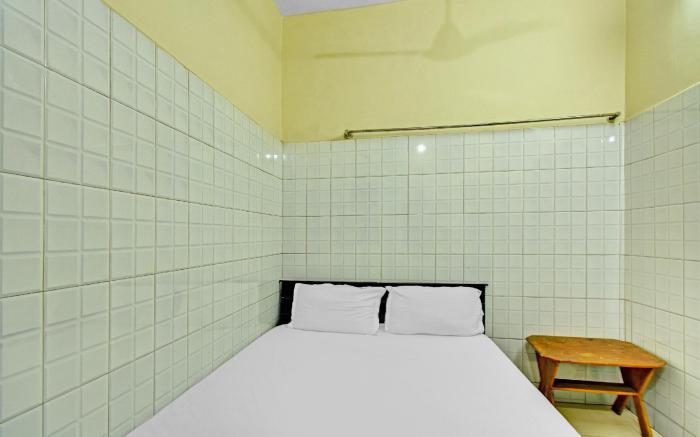 Hotel O Dream Palace Guest House Near Marina Beach