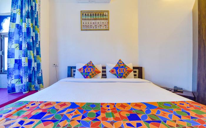 FabHotel Achrol Palace