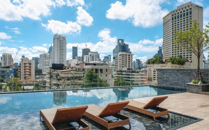 The Coach Hotel Sukhumvit