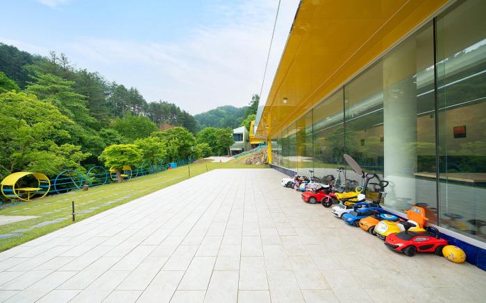 Gapyeong Tellem Kids Pool Villa