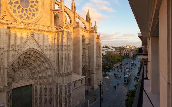 Puerta Catedral Suites