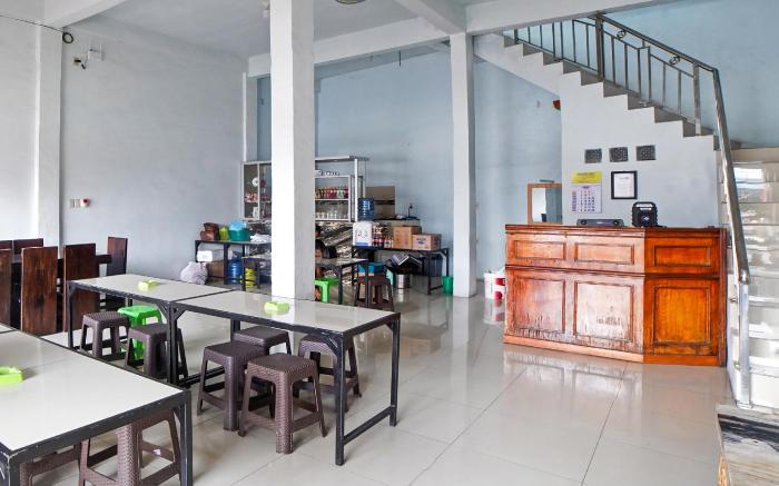 OYO 90922 Gurusinga Guesthouse