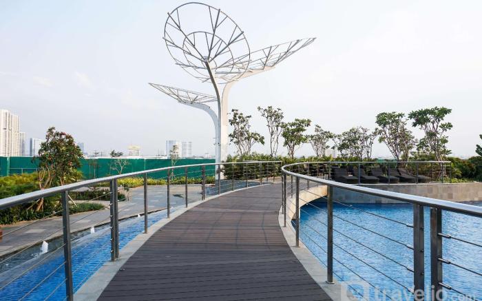 Fancy & Nice Studio at West Vista Apt By Travelio