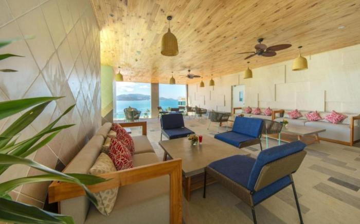 Family Sea View + Free Pool at Panorama Nha Trang 