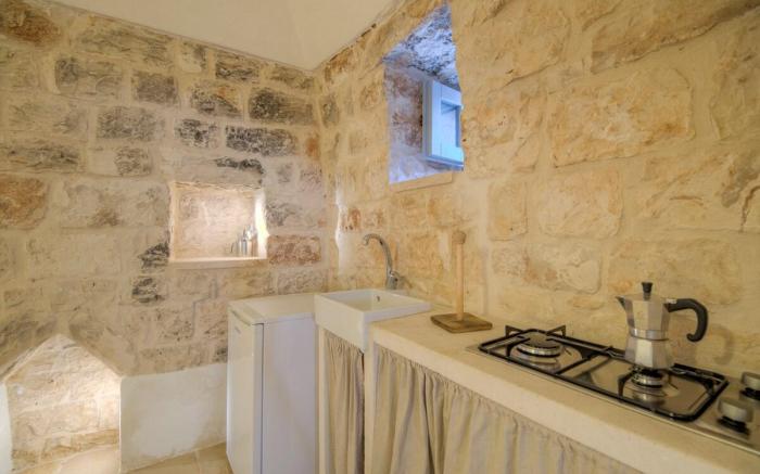 Trullo Pagliaro by Typney