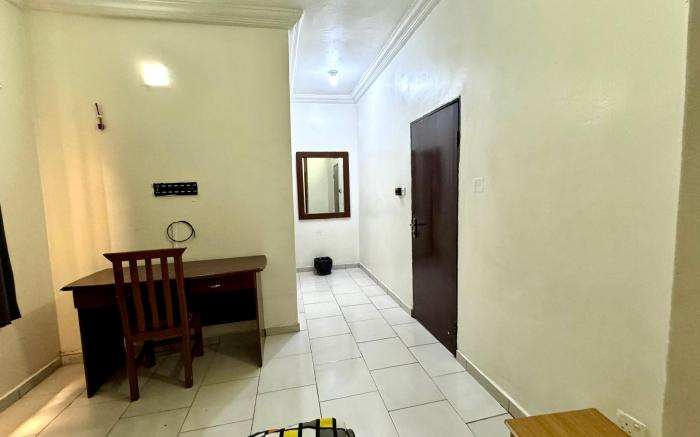ONE BEDROOM FLAT+WIFI+24HRs LIT @UTAKO next 2 WUSE