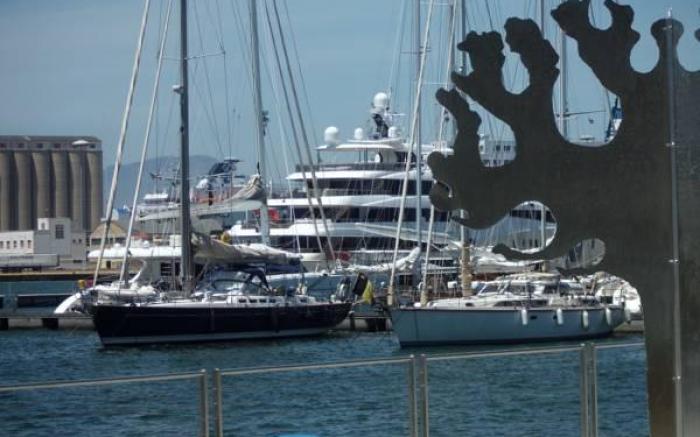Al Porto Di Cagliari