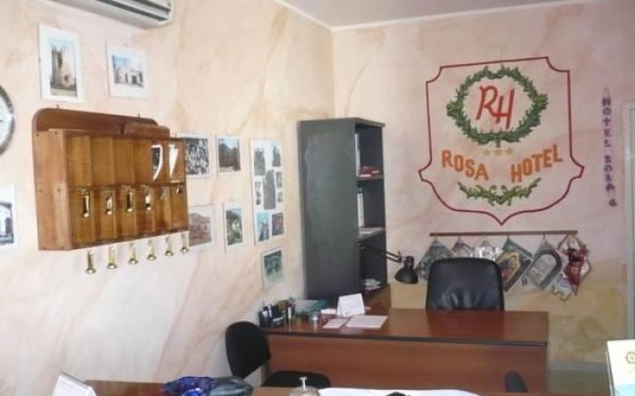 Rosa Hotel
