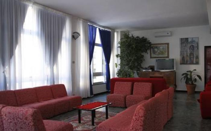 Real Park Hotel