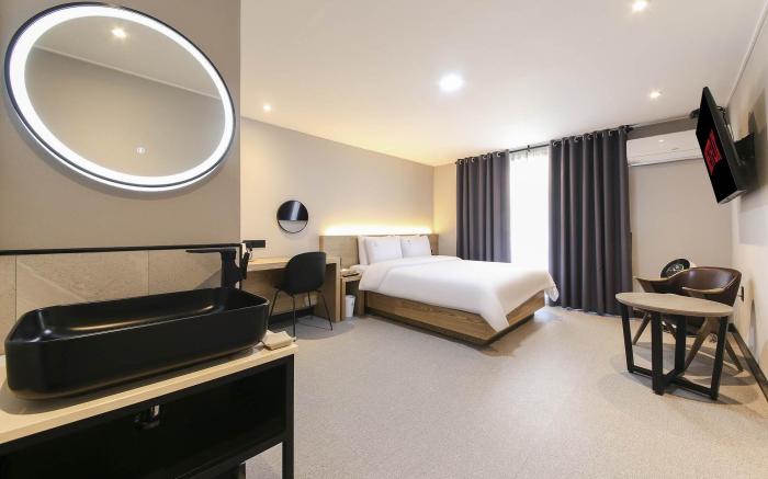 LABE HOTEL