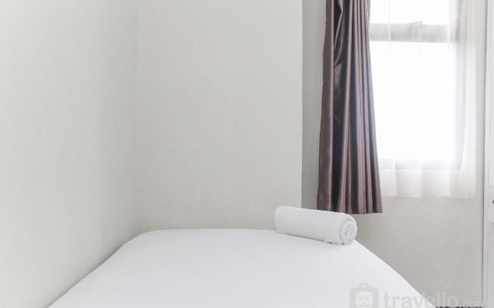 Comfortable Cozy Living 2BR at Lagoon By Travelio