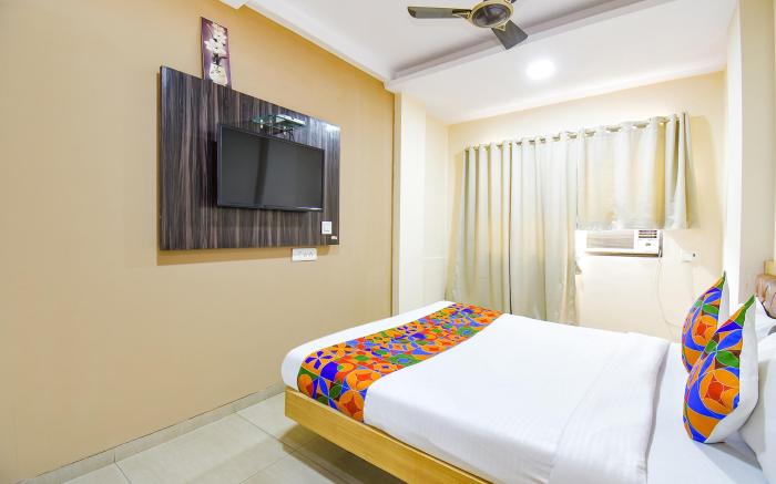 FabHotel Royal Empire - Bird Valley Udhyan