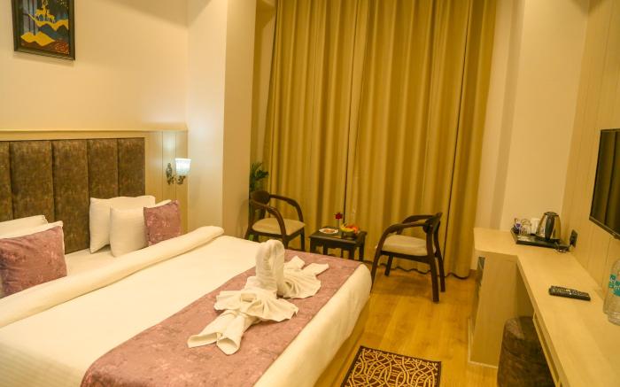 Four Leaf Hotels Kasganj