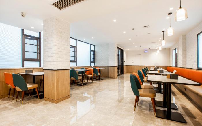 Hanting Hotel Guiyang Big Cross Square