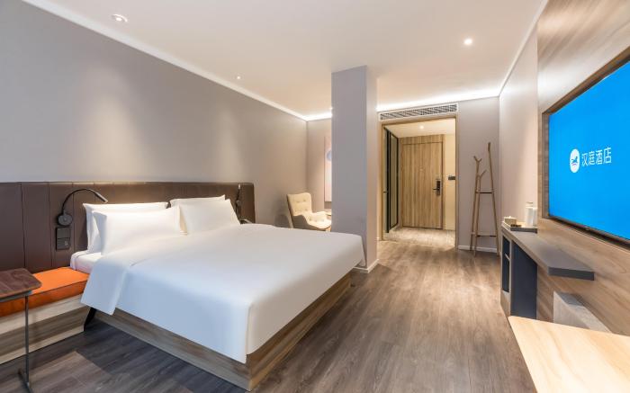 Hanting Hotel Xinghua Anfeng Huifeng Living Square