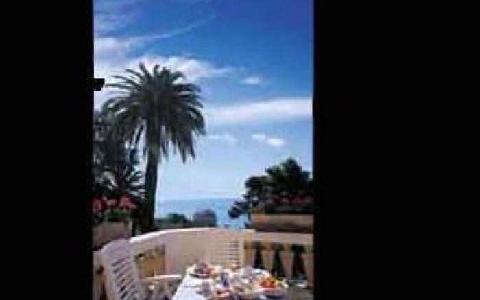 Hotel Petit Royal