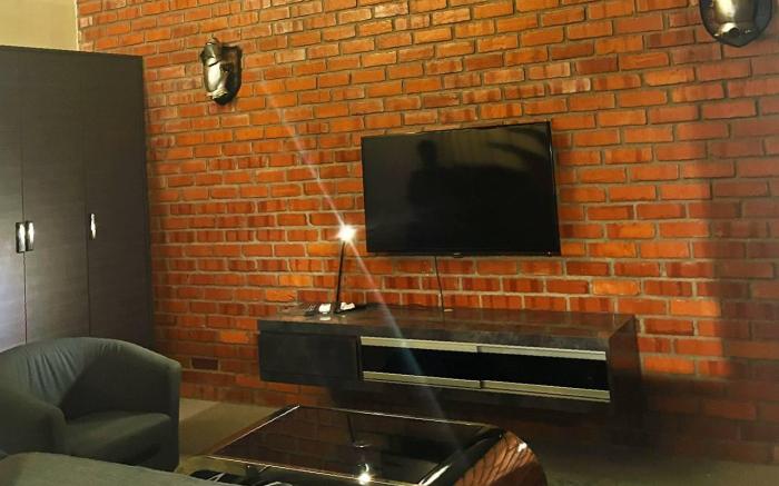 PREMIUM RHUMAH @ EMPIRE CITY netflix/wifi/parking