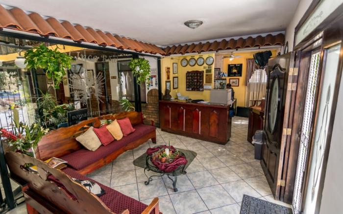 Hotel Amón Real