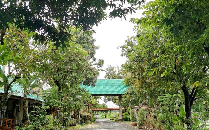 Plook Ngern Resort