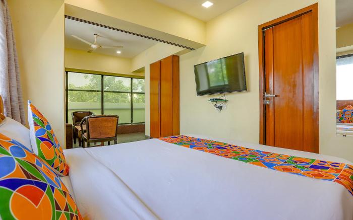 FabExpress Jayshree - Nr. Mumbai International Airport