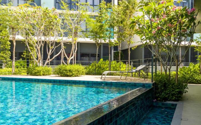 Core Soho Suite KLIA with Netflix