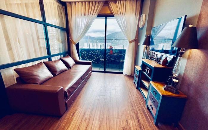 FLC Sea Tower Apartment
