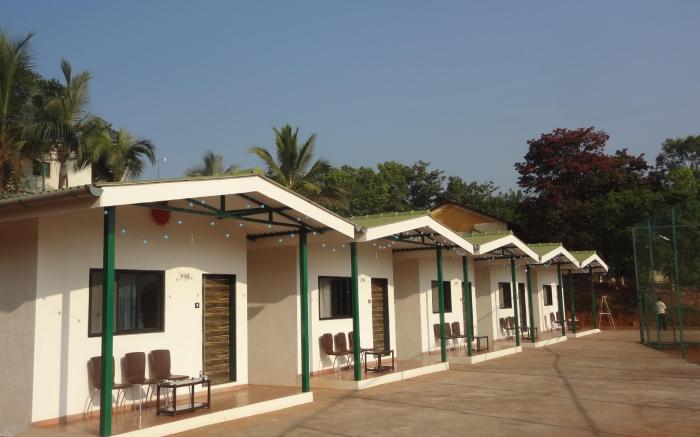 ShriKanchan - Tents & Premium Rooms near Dapoli