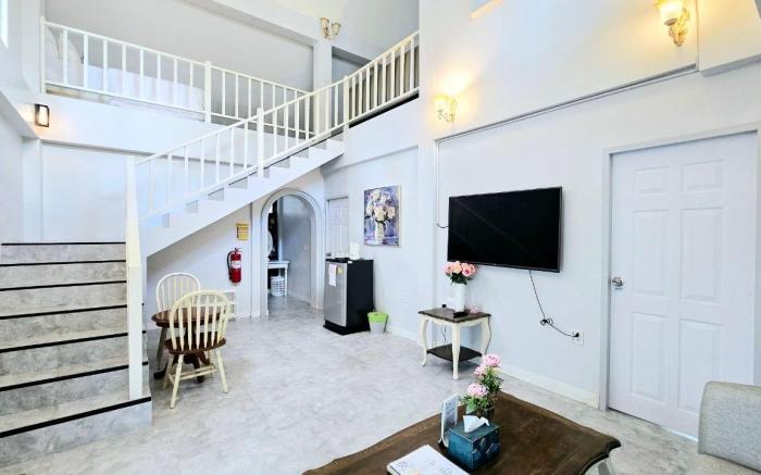 Pimbunya House -V2 Family Room 3 BRs Ubon