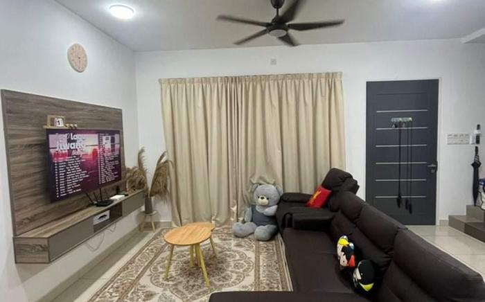 Hadeerna Homestay