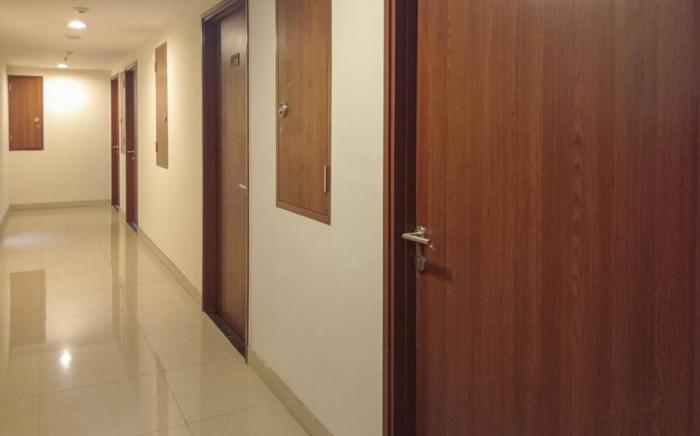 RedLiving Apartemen Grand Kamala Lagoon Pekayon Tower Barclay North