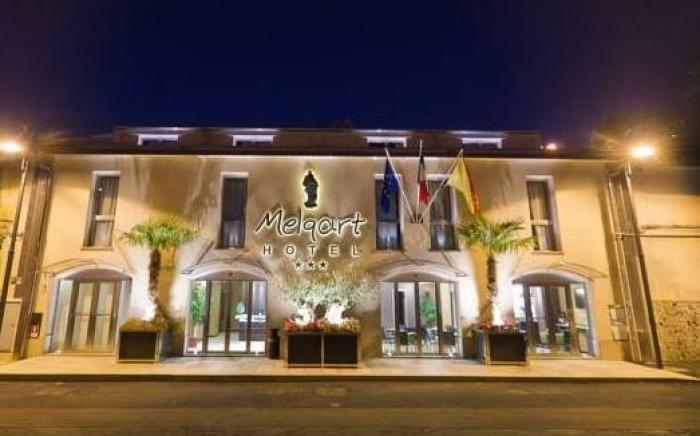 Melqart Hotel
