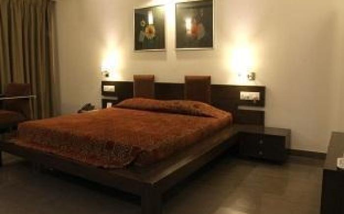 Platinum Inn