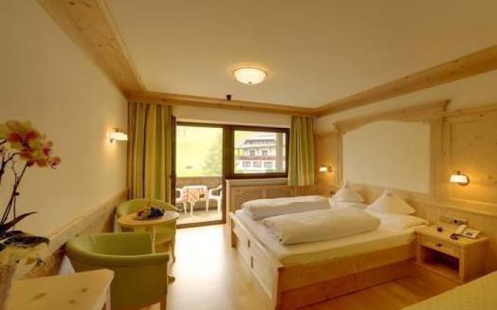 Hotel Alaska