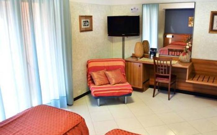 Bhotel