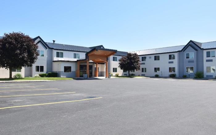 Quality Inn & Suites Watertown Fort Drum