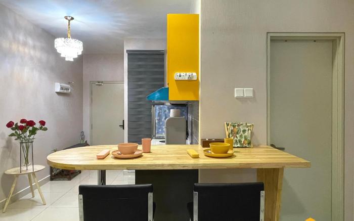 Liberty Arc Ampang Modern SOHO III WiFi + Smart TV