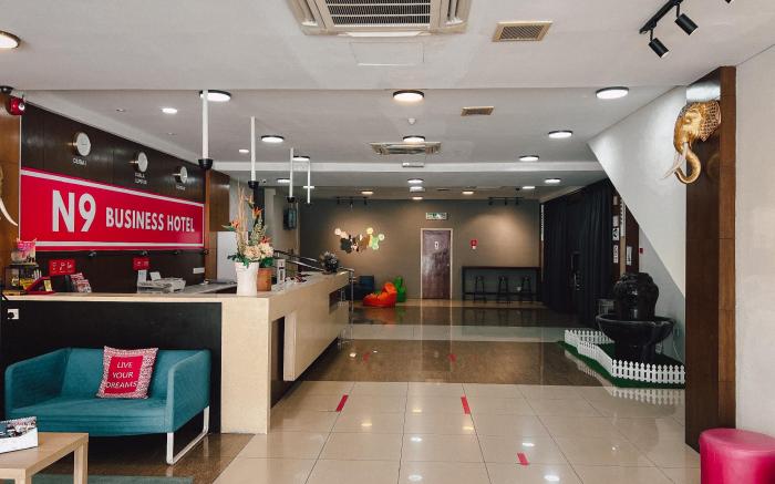 N9 Business Hotel