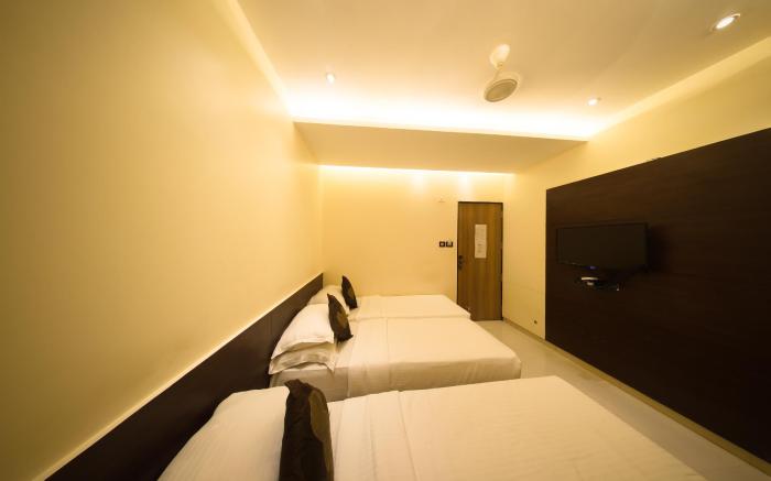 Shivam Hotel