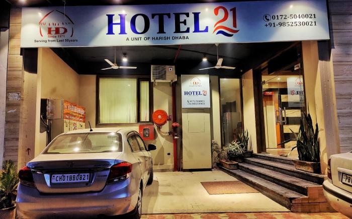 HOTEL21