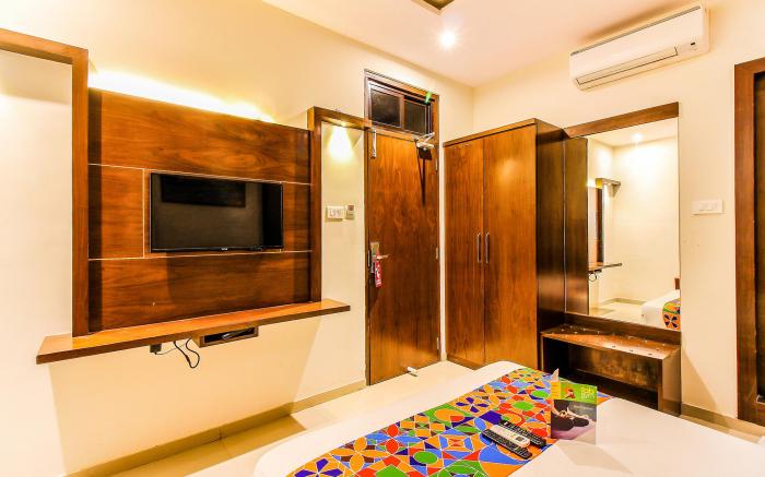 FabHotel Empire Suite - Nr. Mumbai International Airport