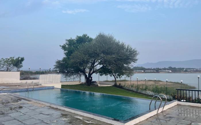 ARC Resort Shirwal