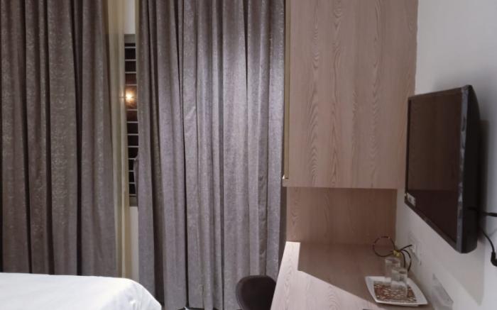 Hypons Hotel