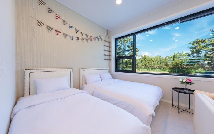 Gangneung joeungot poolvilla