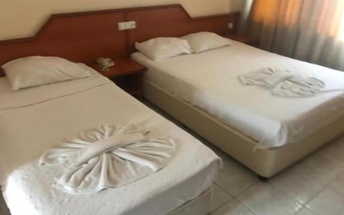Muz Hotel
