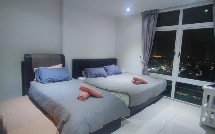 KSL D'Esplanade |3Bedroom 6Bed Condo|5min from CIQ