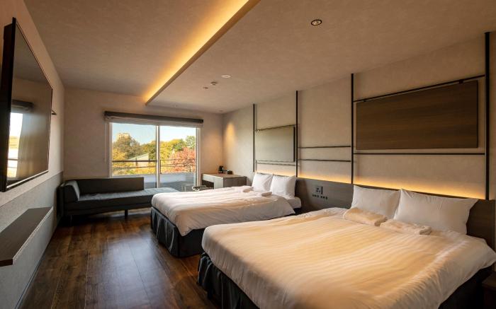 Hotel Ten to Ten