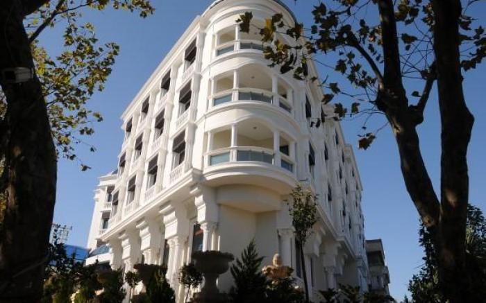 PARADISE ISLAND HOTEL