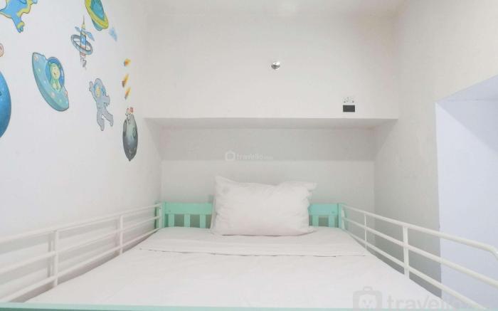 Modern 2BR Tanglin Supermall Mansion By Travelio